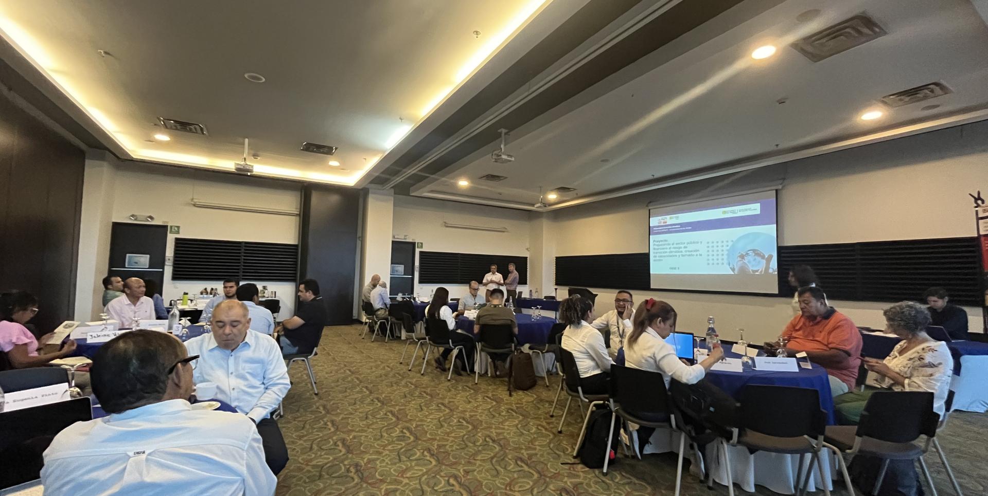 Talleres “Promoviendo la reconversión productiva para una transición justa” 